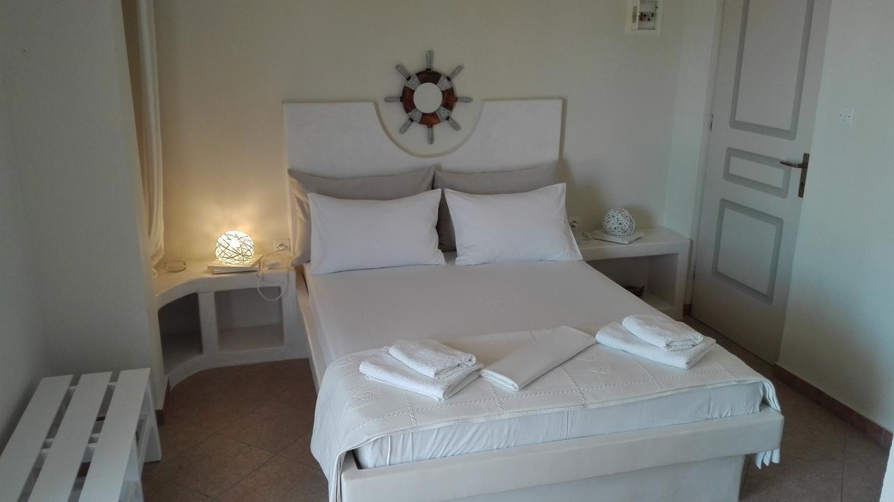 Oceanis Rooms Adamantas  ภายนอก รูปภาพ
