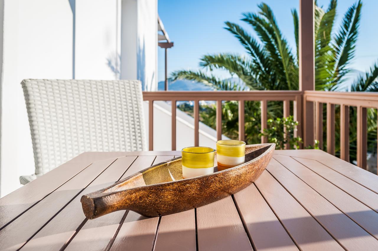 Oceanis Rooms Adamantas  ภายนอก รูปภาพ